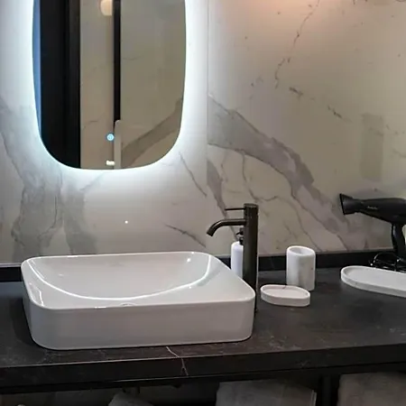 Tensuites - Adults Only 4*