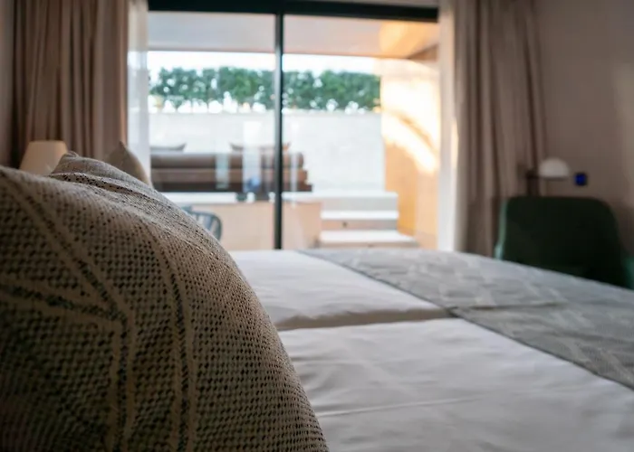 Hotel apartamentowy Tensuites - Adults Only